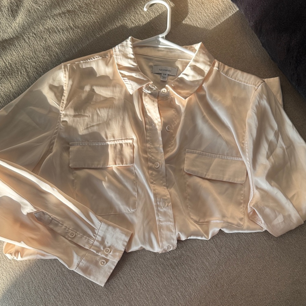 Equipment Satin Blouse- IVORY / CREAM